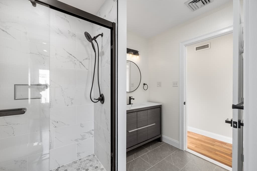 Condominium at 499-501 Sumner St # 3, Boston MA 02128, Boston, photo 9 of 16