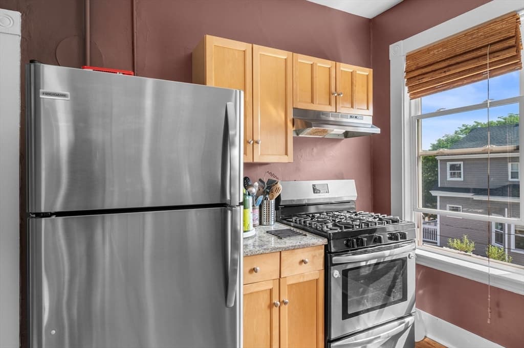 Condominium at 55 Ocean Ave # 3, Salem MA 01970, photo 13 of 36