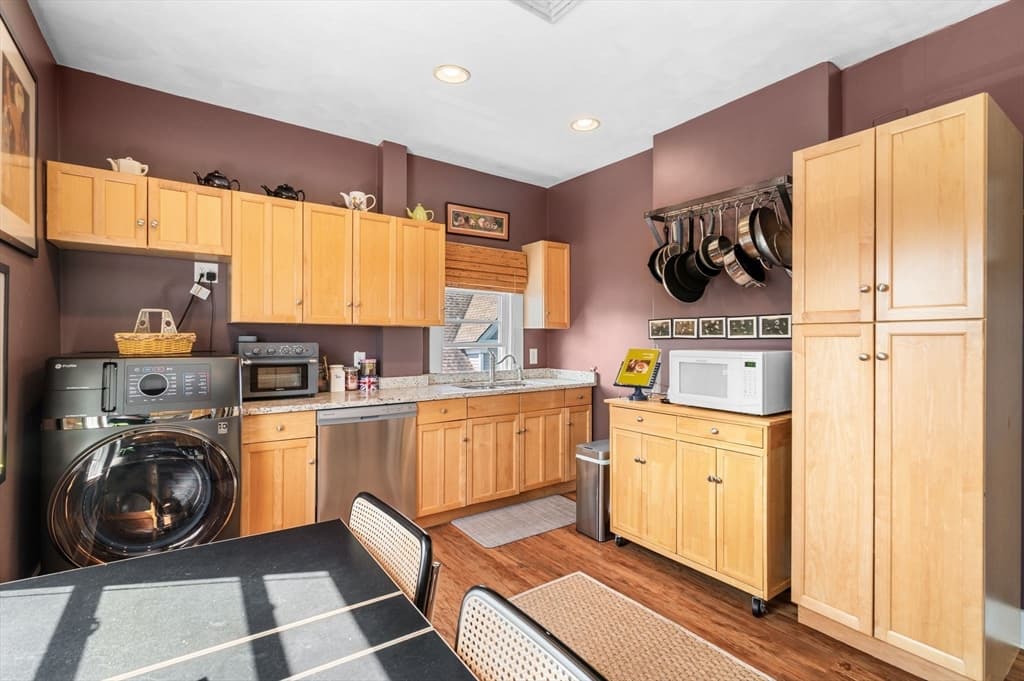 Condominium at 55 Ocean Ave # 3, Salem MA 01970, photo 12 of 36