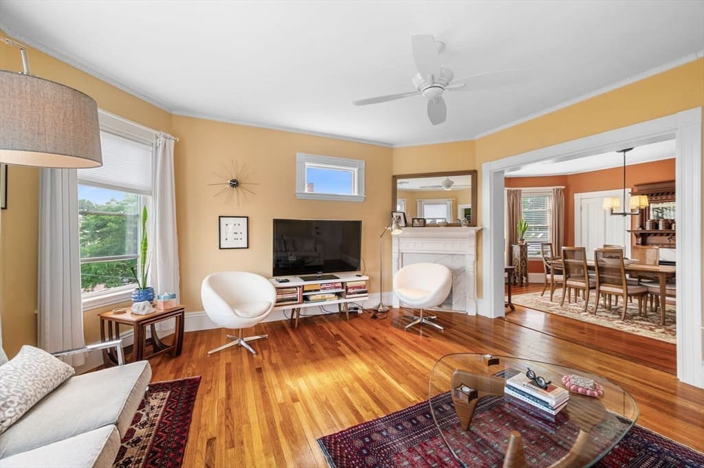 55 Ocean Ave # 3, Salem MA 01970