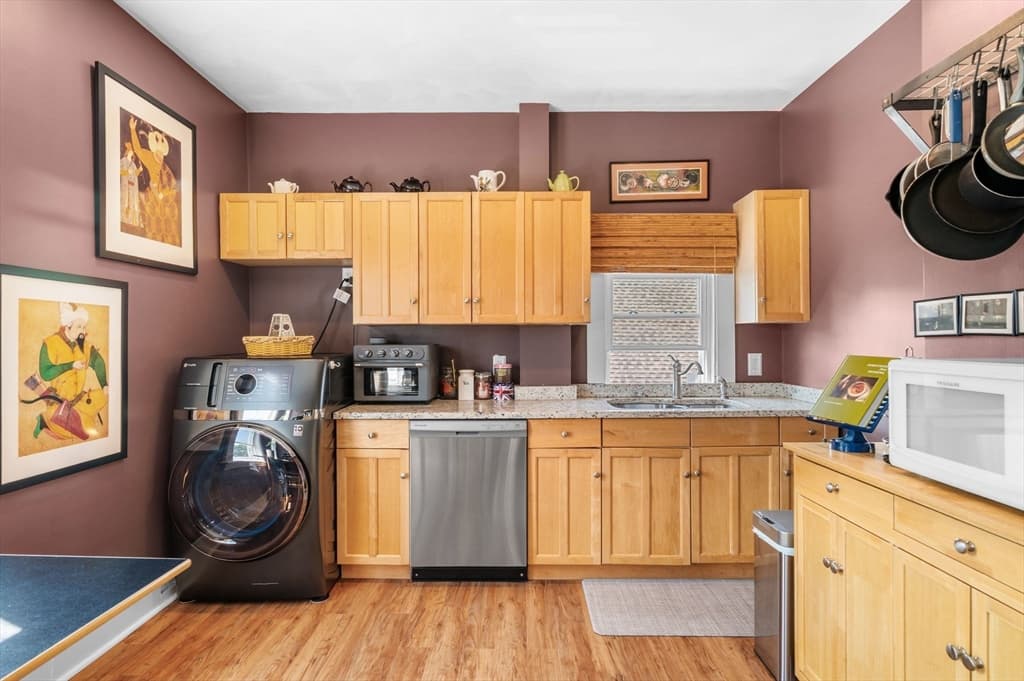 Condominium at 55 Ocean Ave # 3, Salem MA 01970, photo 11 of 36
