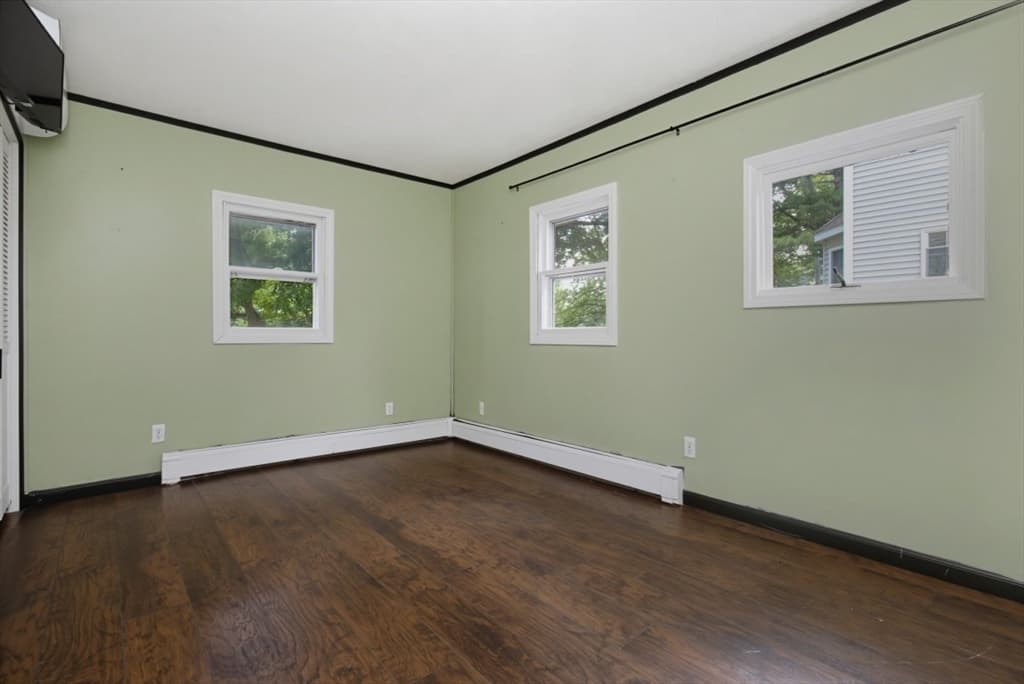 Single Family Residence at 71 Box Pond Dr, Bellingham MA 02019, Bellingham, photo 24 of 29