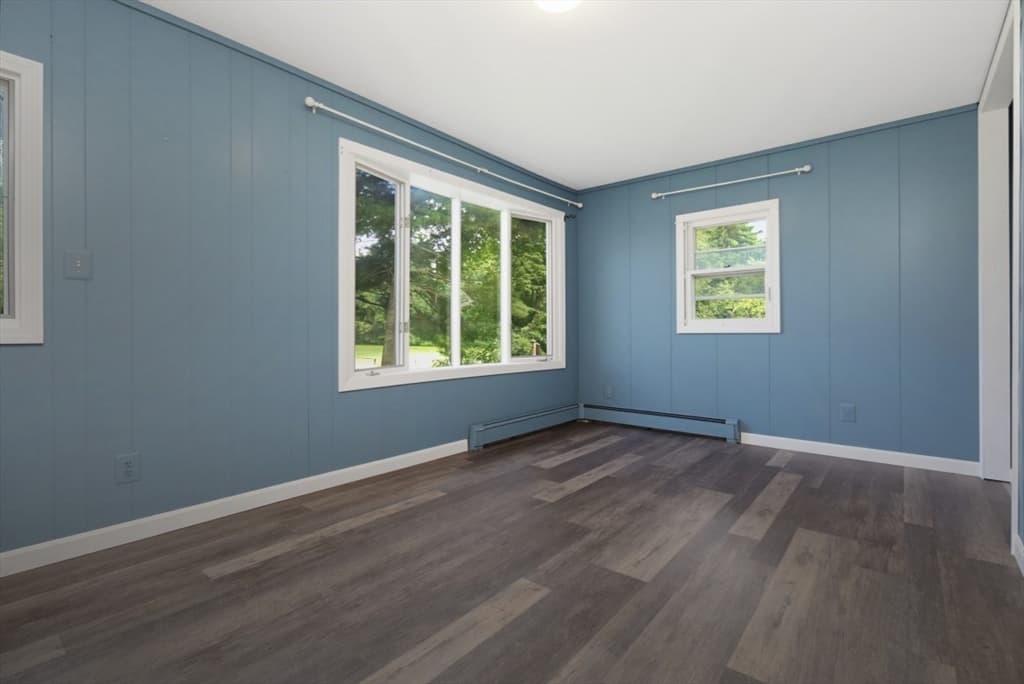 Single Family Residence at 71 Box Pond Dr, Bellingham MA 02019, Bellingham, photo 10 of 29