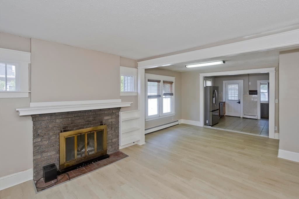121 Dorset Street, Springfield MA 01008 photo 3