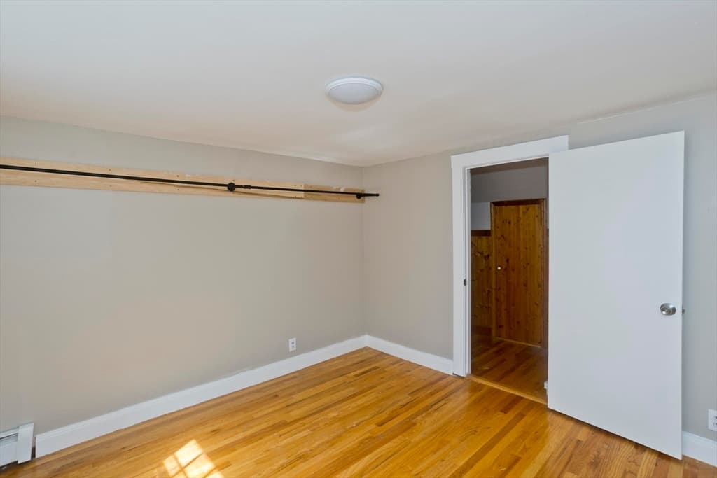 121 Dorset Street, Springfield MA 01008 photo 24