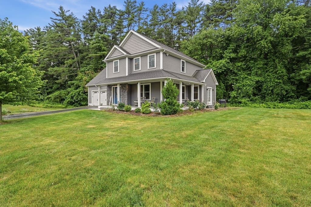 18 Pine St, Belchertown MA 01007 photo 3