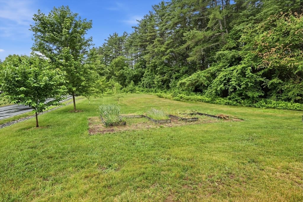 18 Pine St, Belchertown MA 01007 photo 39