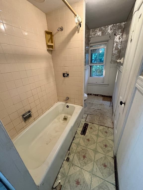 20 Hawthorne St, Springfield MA 01105 photo 15