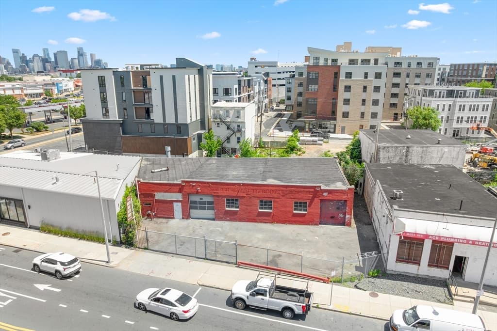 1176 Massachusetts Avenue, Boston MA 02125 photo 3