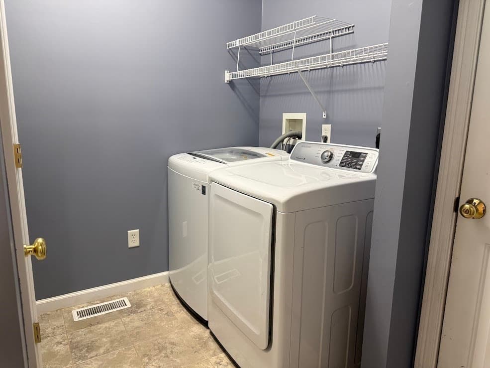 Condominium at 48 Tulip Cir # 48, Grafton MA 01560, Grafton, photo 15 of 29