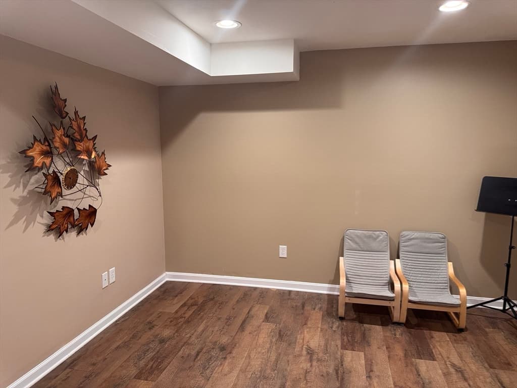 Condominium at 48 Tulip Cir # 48, Grafton MA 01560, Grafton, photo 25 of 29