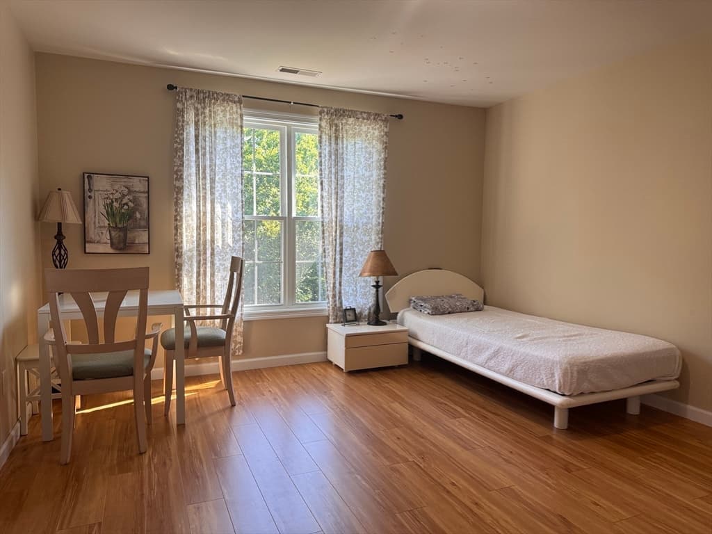 Condominium at 48 Tulip Cir # 48, Grafton MA 01560, Grafton, photo 21 of 29