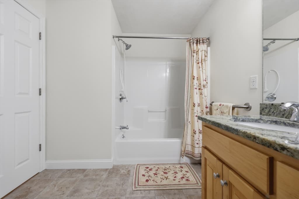 8 Victoria Circle, Shrewsbury MA 01545 photo 32