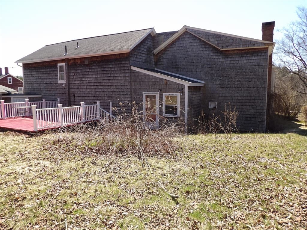 Single Family Residence at 620 Pleasant St, Paxton MA 01612, Paxton, photo 11 of 15