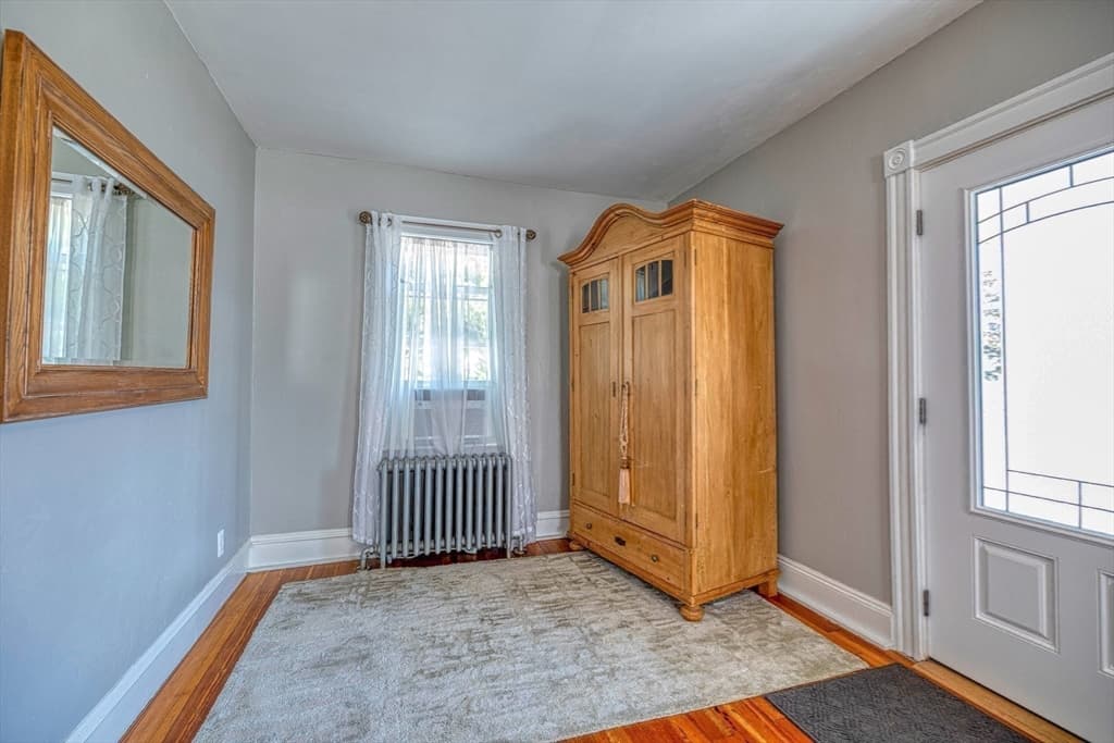109 Jackson Ave, Somerset MA 02725 photo 5