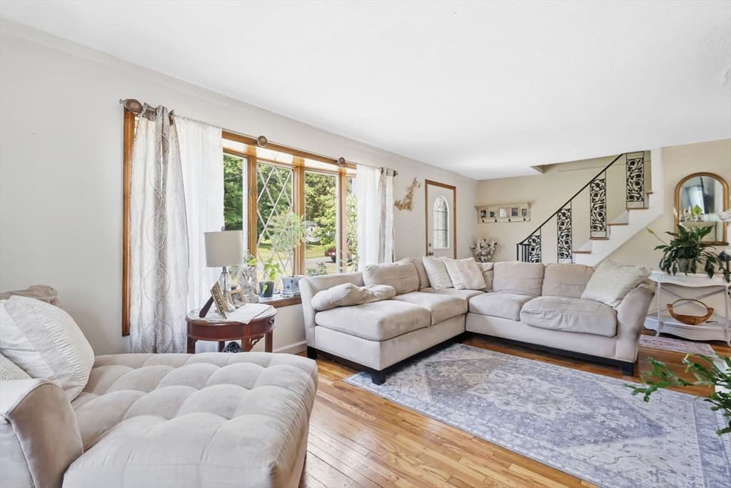 17 Day Ave, East Longmeadow MA 01028 photo 9