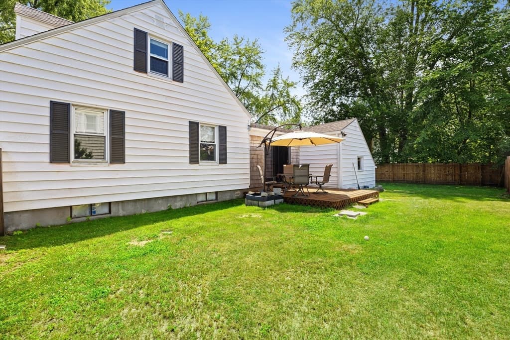 26 Thompson St, East Longmeadow MA 01028 photo 22
