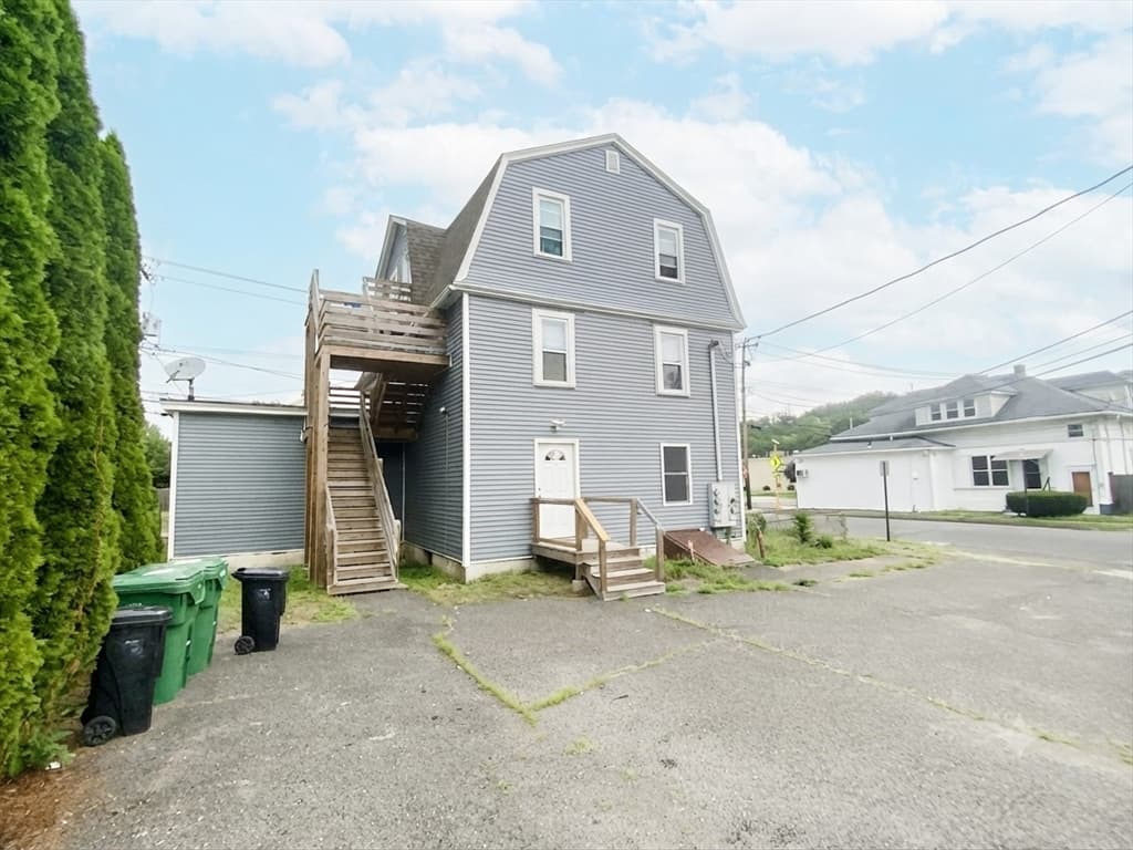 182 Chicopee St, Chicopee MA 01013 photo 3