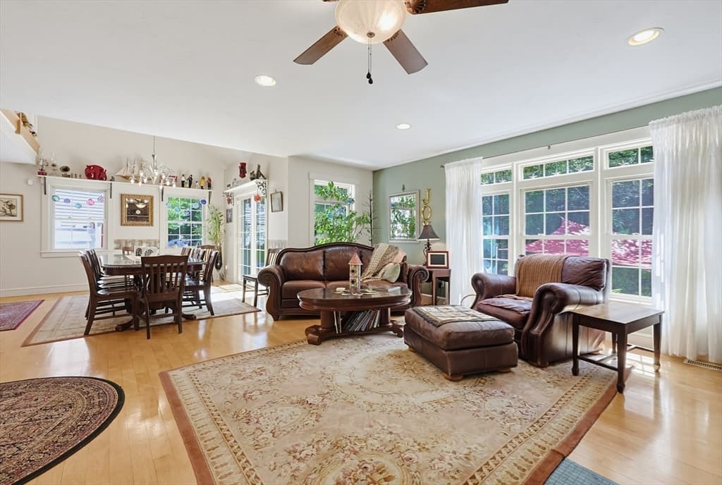 119 North St, Mattapoisett MA 02739 photo 8