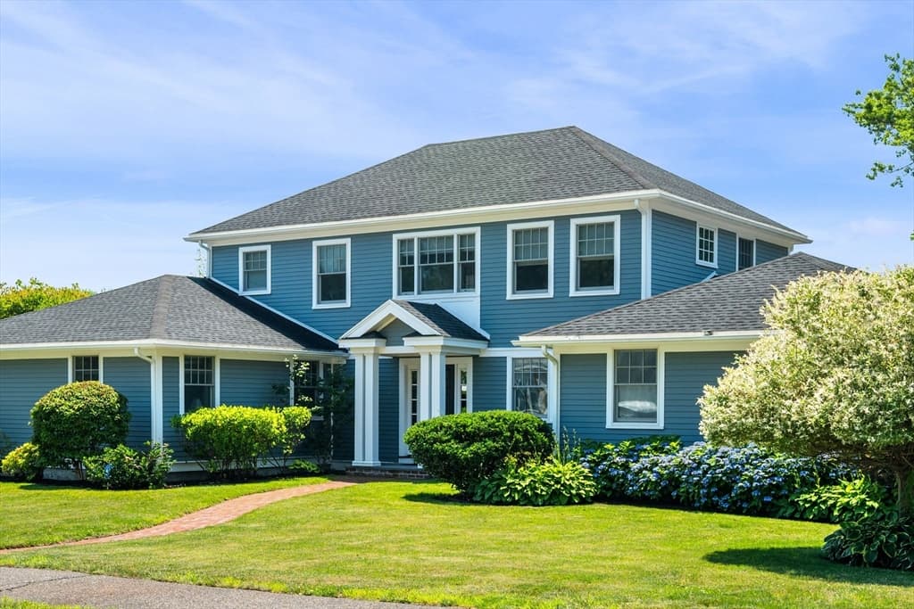 Single Family Residence at 89 Gale Road, Swampscott MA 01907, Swampscott, photo 2 of 39