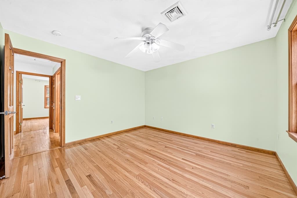 35 Brentwood Rd, Woburn MA 01801 photo 26