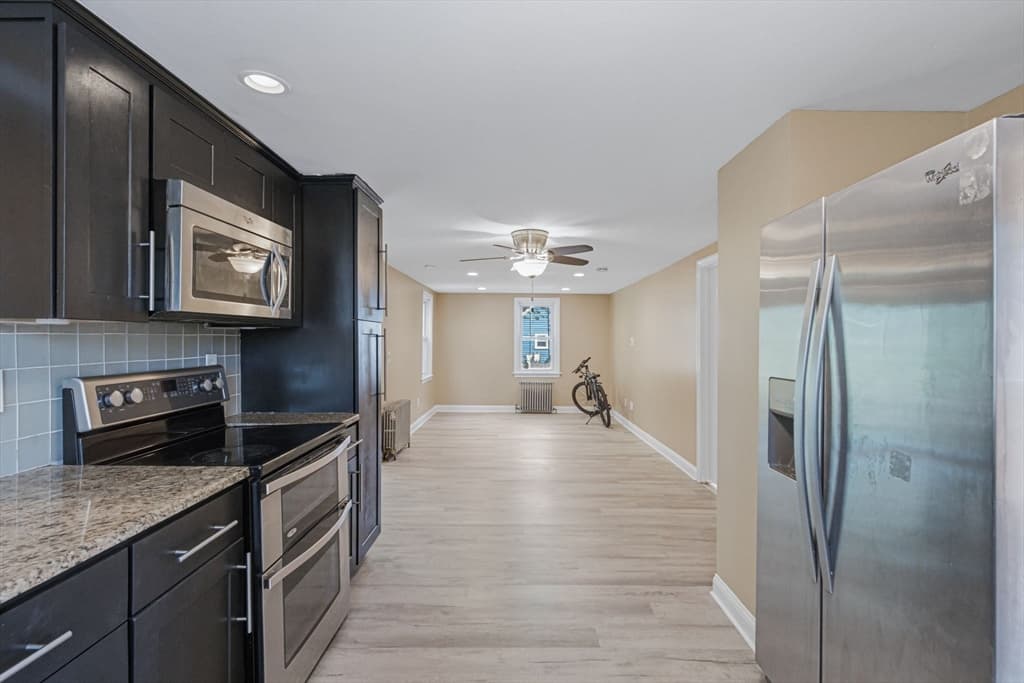 Single Family Residence at 70 Riverside Ave, Attleboro MA 02703, Attleboro, photo 5 of 42