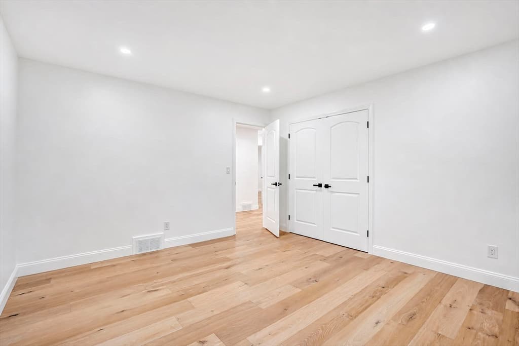 127 Magnolia Cir, Longmeadow MA 01106 photo 35