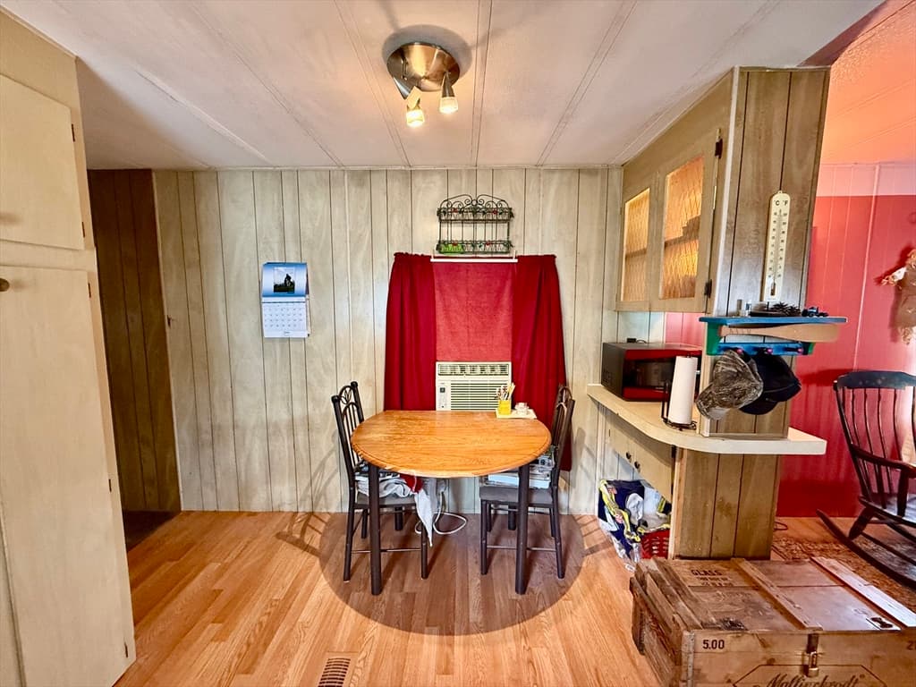 37 Klondike Ave, Westfield MA 01085 photo 12