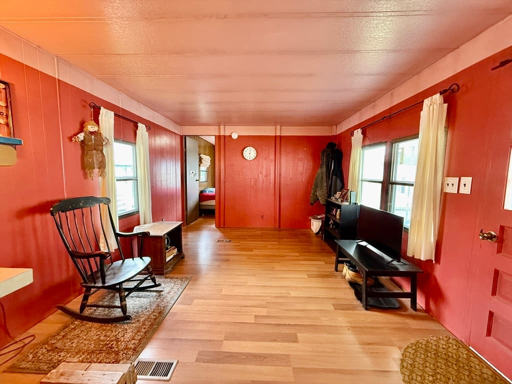 37 Klondike Ave, Westfield MA 01085 photo 7