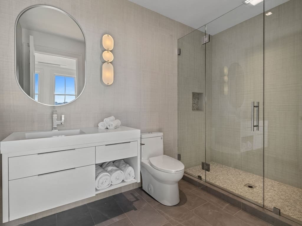 Condominium at 561 E Broadway # 561, Boston MA 02127, Boston, photo 23 of 36