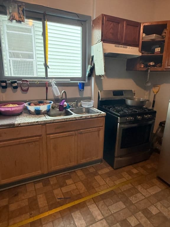 69 Delano St, New Bedford MA 02744 photo 6
