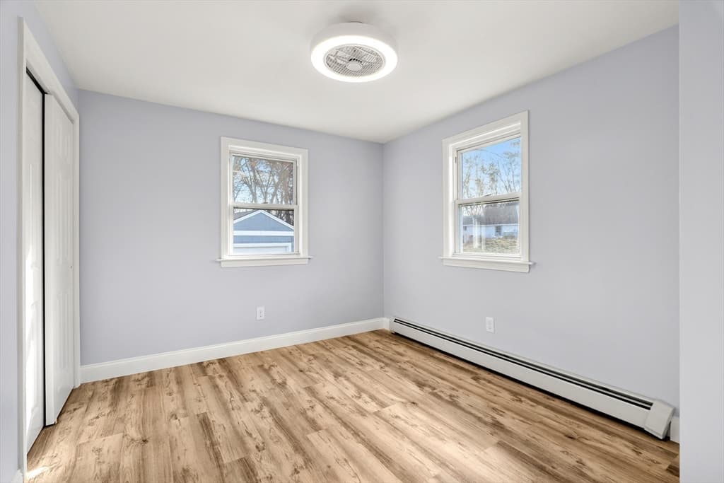 16 Jeanne Darc St, Lowell MA 01854 photo 15