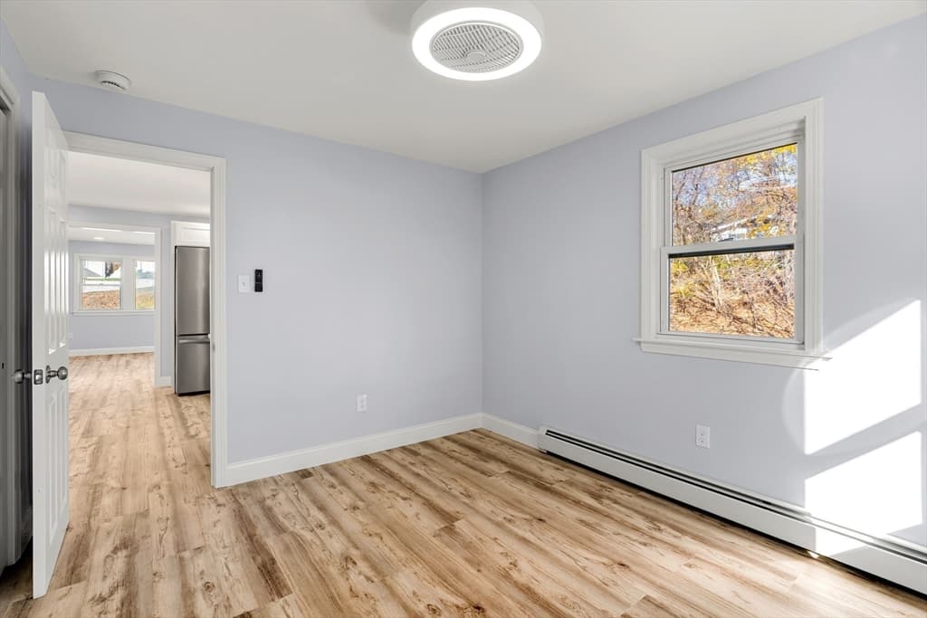 16 Jeanne Darc St, Lowell MA 01854 photo 8
