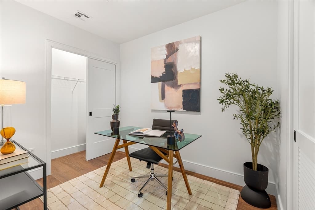 Condominium at 1515 Commonwealth Ave # 515, Boston MA 02135, Boston, photo 9 of 42