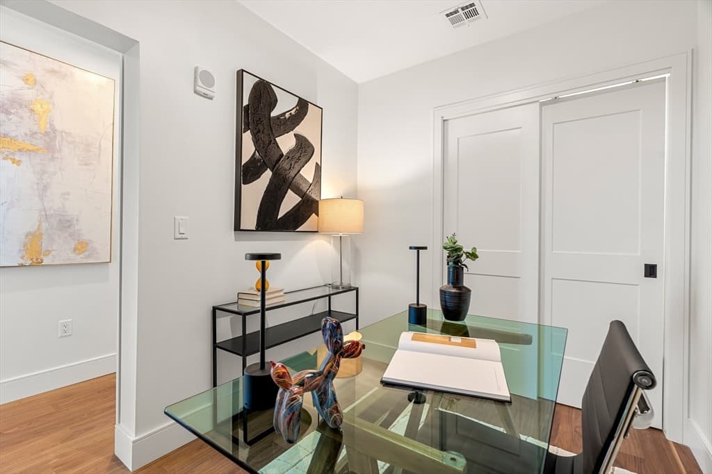 Condominium at 1515 Commonwealth Ave # 515, Boston MA 02135, Boston, photo 10 of 42