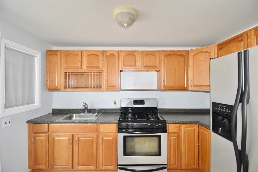 12 Manor Court # 12, Springfield MA 01118 photo 5