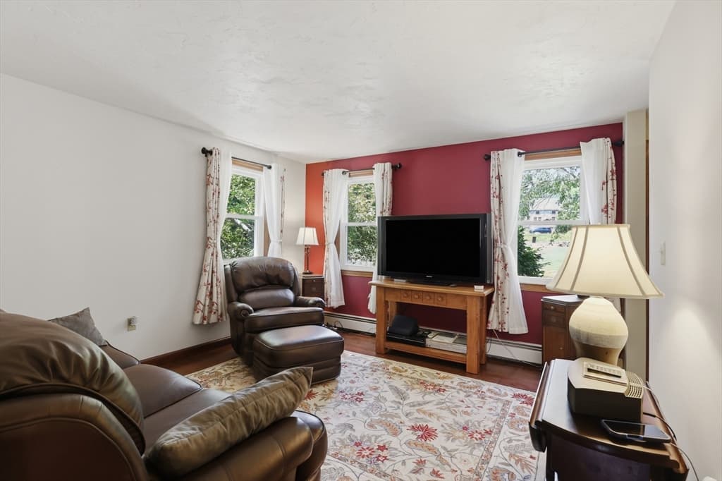 Single Family Residence at 95 Mccracken Road, Millbury MA 01527, Millbury, photo 3 of 41