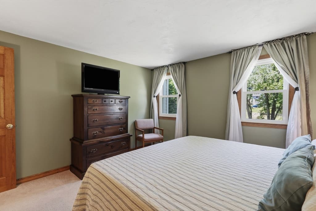 Single Family Residence at 95 Mccracken Road, Millbury MA 01527, Millbury, photo 24 of 41
