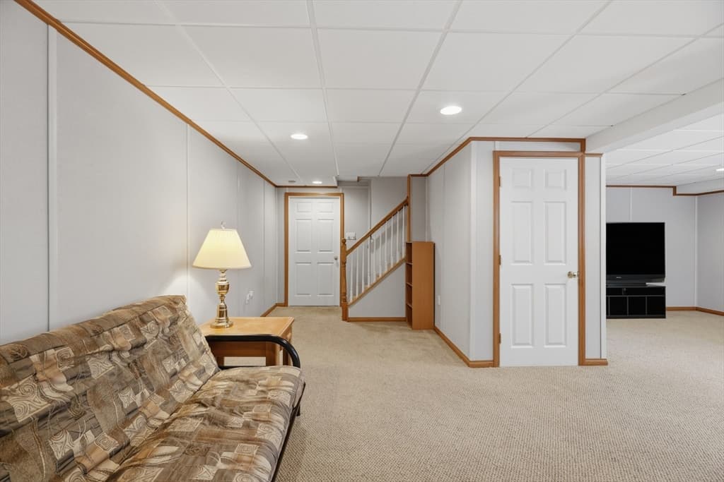 Single Family Residence at 95 Mccracken Road, Millbury MA 01527, Millbury, photo 33 of 41