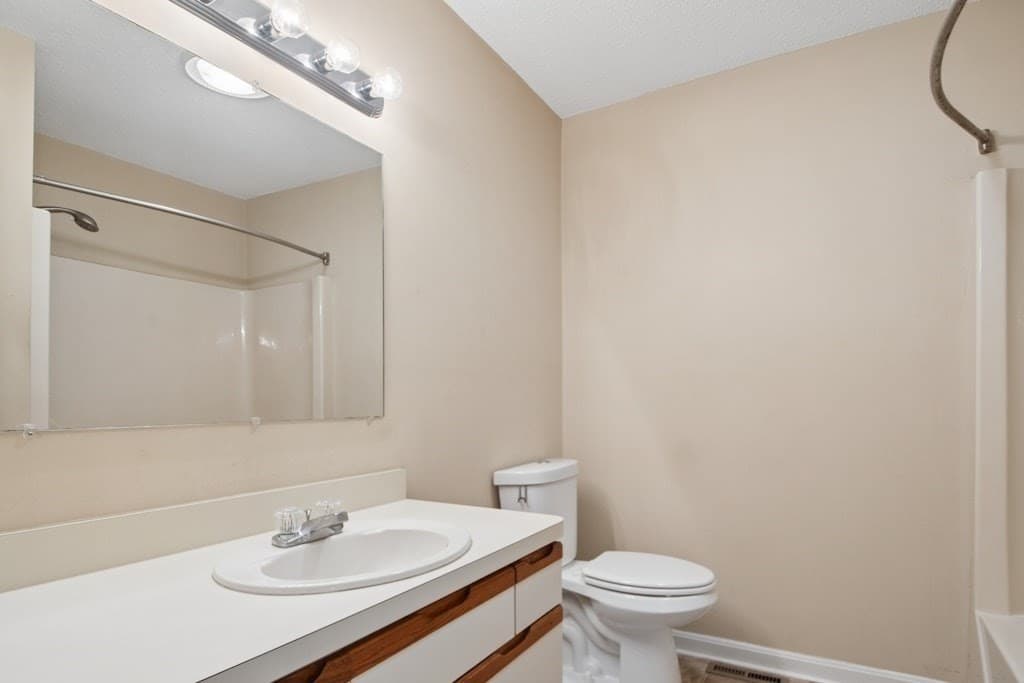 4 Herbert Drive # B, Sutton MA 01590 photo 21
