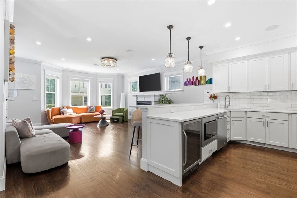 Single Family Residence at 30 Port Norfolk St, Boston MA 02122, Boston, photo 9 of 38