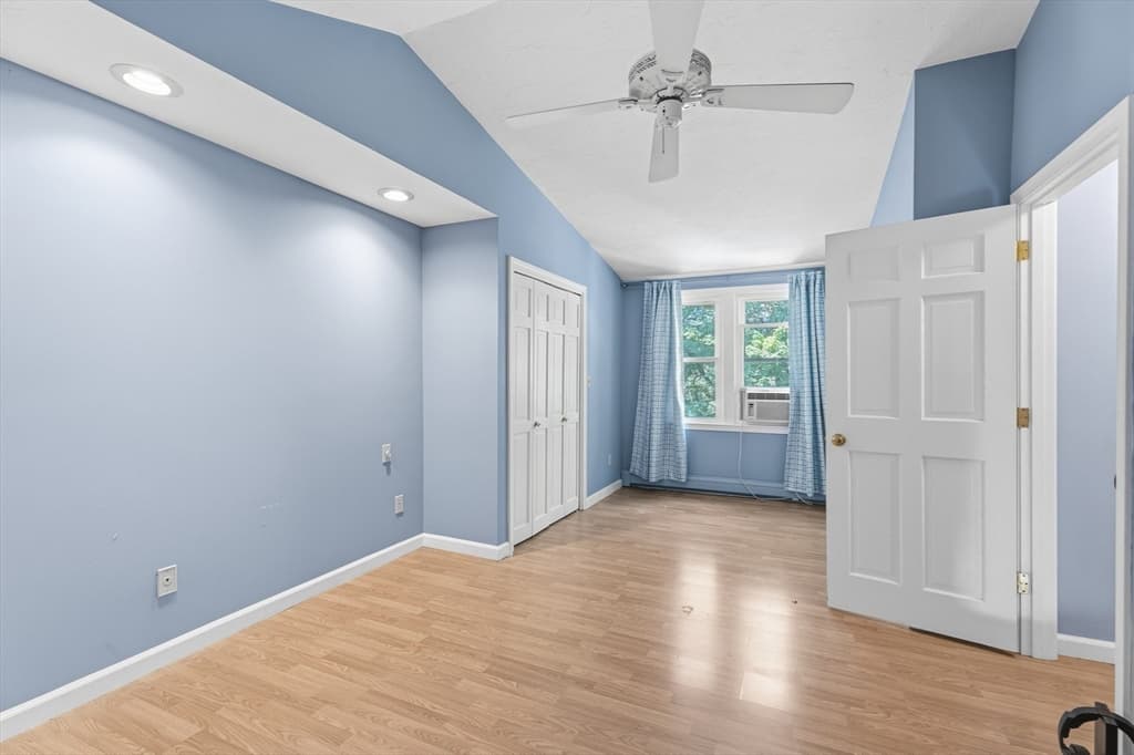 125 Jaffrey St, Weymouth MA 02188 photo 17