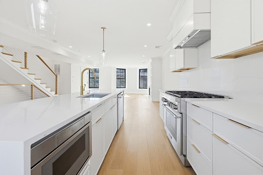 Condominium at 667 Tremont PH, Boston MA 02118, Boston, photo 12 of 37
