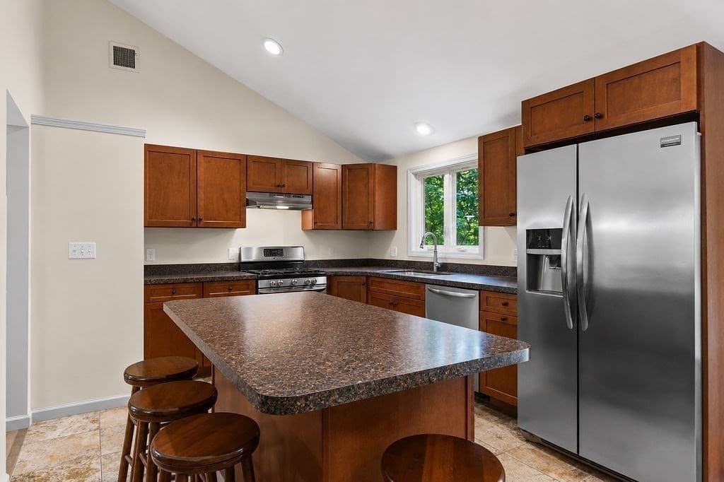 Single Family Residence at 166 School St, Rehoboth MA 02769, Rehoboth, photo 3 of 31