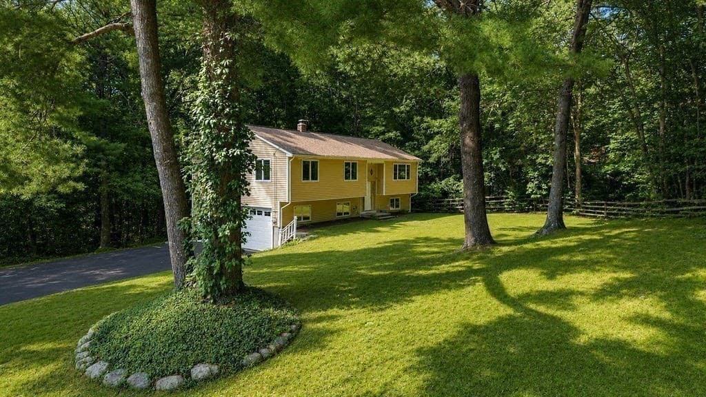 Single Family Residence at 166 School St, Rehoboth MA 02769, Rehoboth, photo 30 of 31