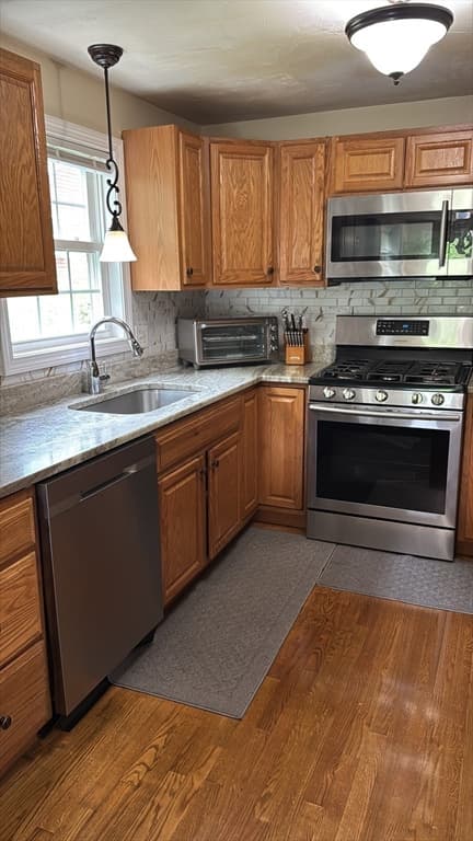 1 Clegg St, Worcester MA 01603 photo 10