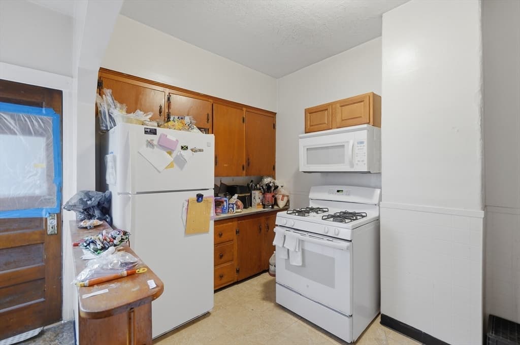54 Shelby Street, Worcester MA 01605 photo 17