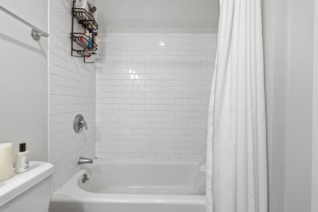 Condominium at 32 Yarmouth St # 2, Boston MA 02116, Boston, photo 12 of 16