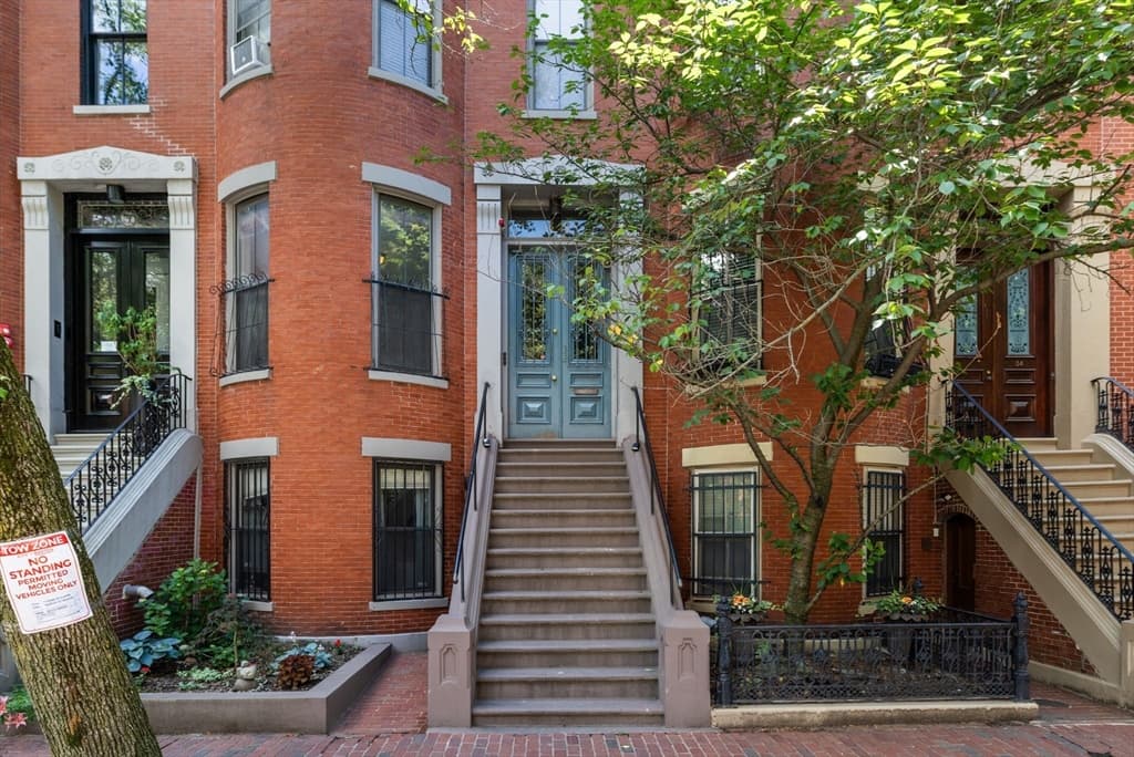 Condominium at 32 Yarmouth St # 2, Boston MA 02116, Boston, photo 15 of 16