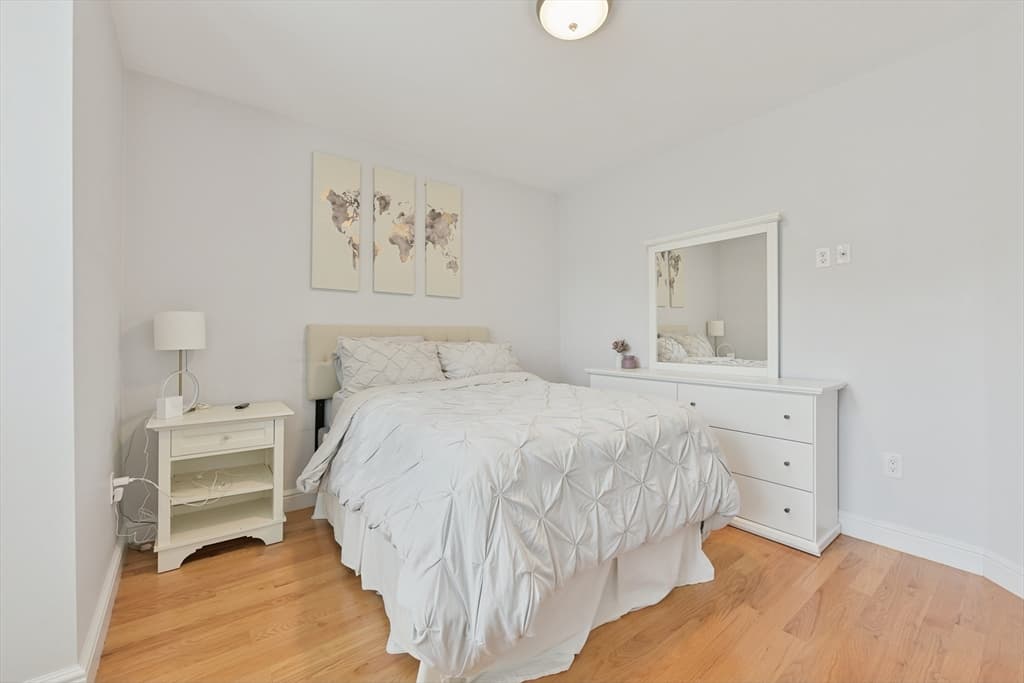 Condominium at 214-216 E Eagle St # 5, Boston MA 02128, Boston, photo 9 of 16